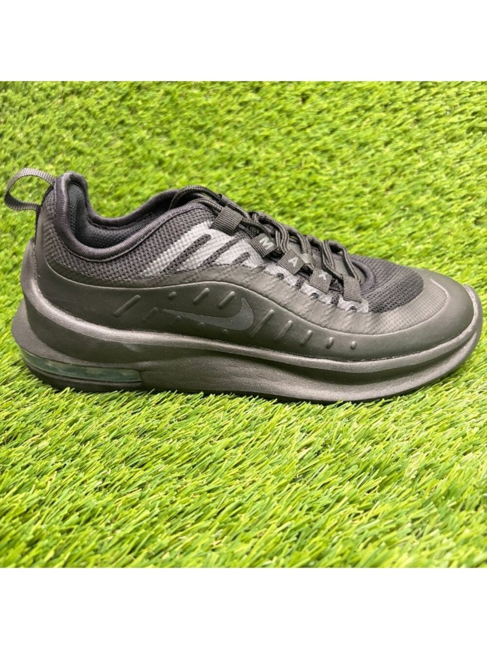 Nike Air Max Axis Womens Size 6.5 Black Athletic Running Walking Shoes Sneakers